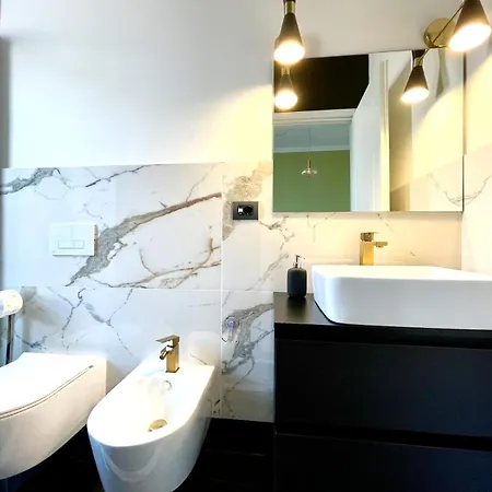 Charming Rooms Loreto 8 Milan Exterior photo